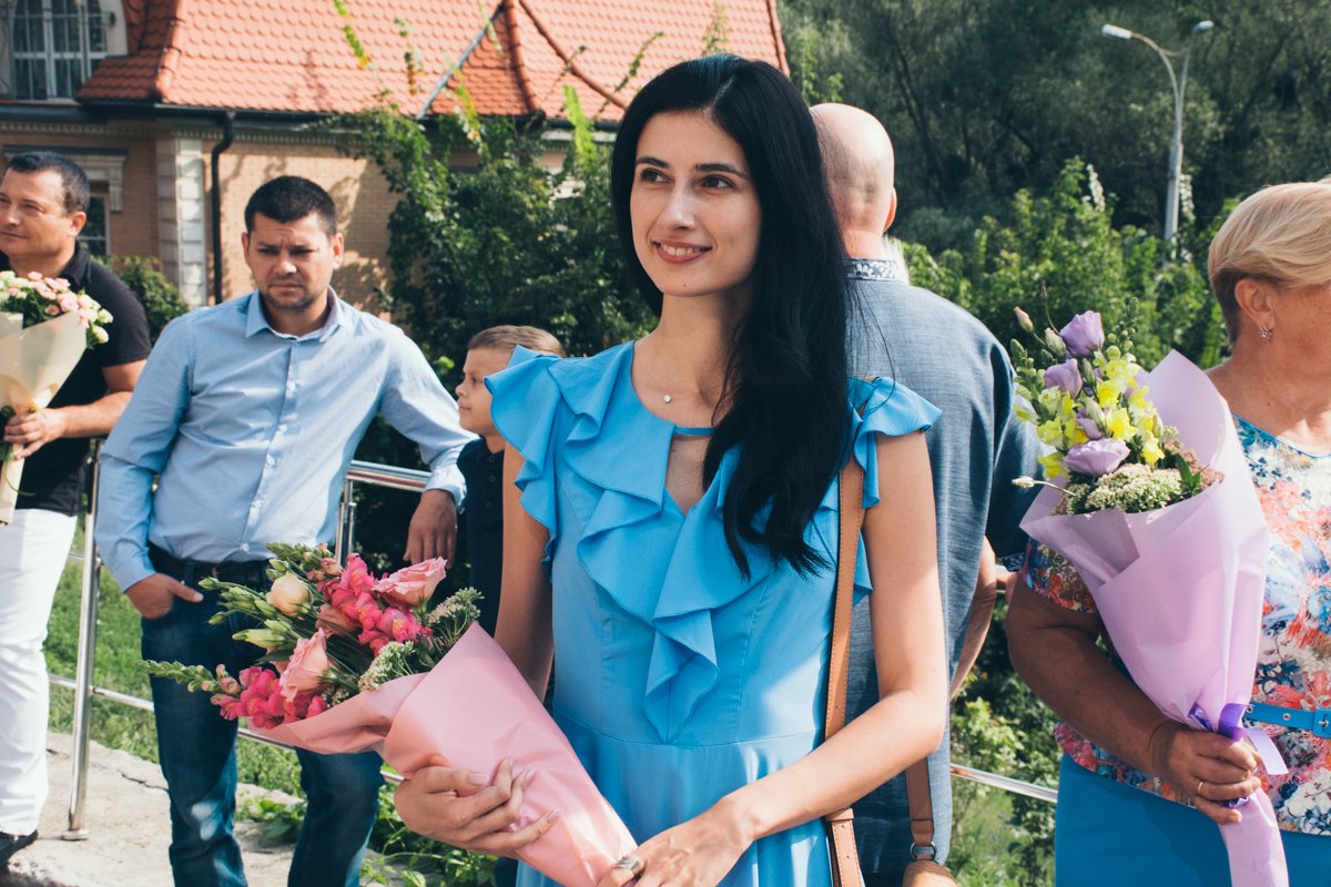 С праздничным букетом