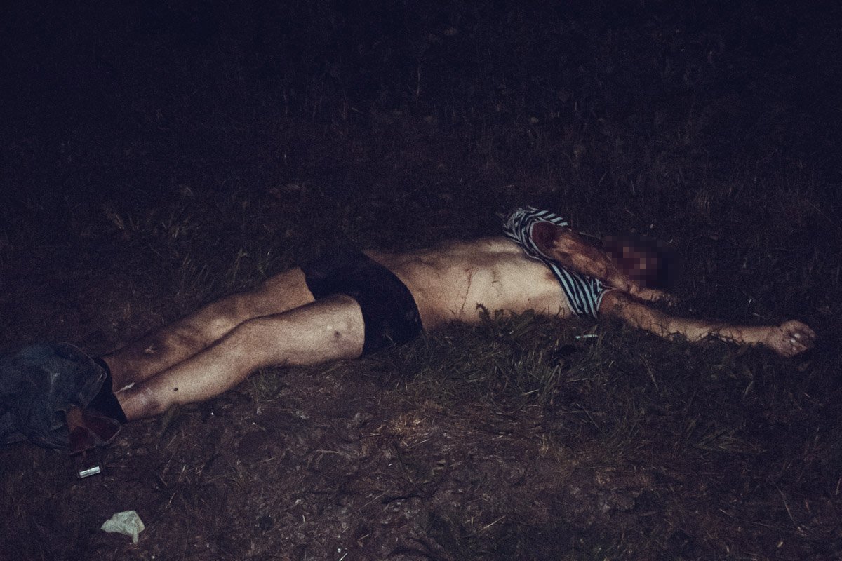 На железнодорожном перегоне между станциями "Вышгородская" и "Сырец" электричка сбила мужчину На железнодорожном перегоне между станциями "Вышгородская" и "Сырец" электричка сбила мужчину