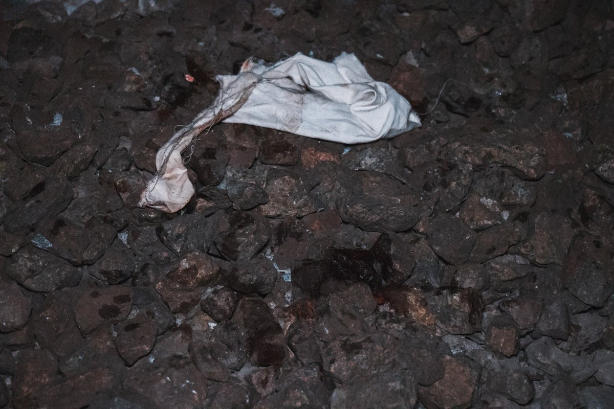 От удара с мужчины сорвало одежду От удара с мужчины сорвало одежду