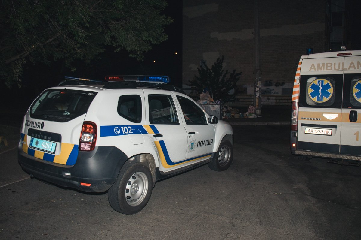 На место выезжал "КОРД", патрульные, следственно-оперативная группа и медики На место выезжал "КОРД", патрульные, следственно-оперативная группа и медики