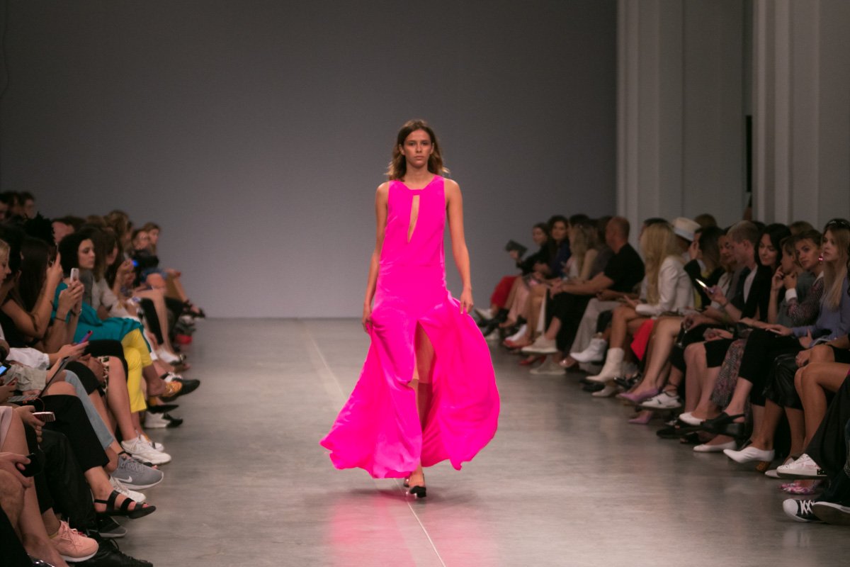 Вот вам и вечернее платье с велосипедками 