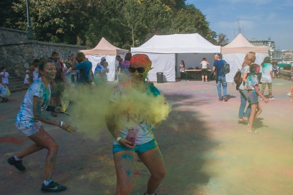 Вот она, ярка жизнь!