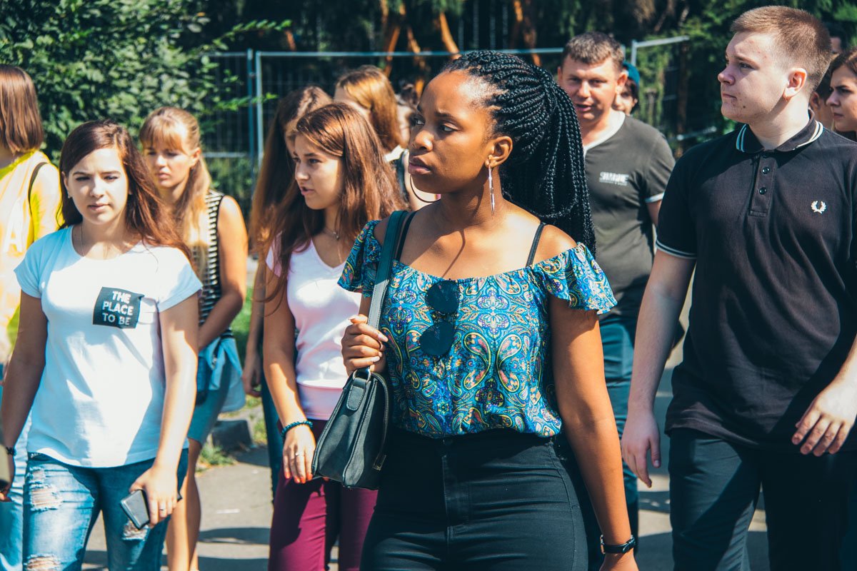 Вам бывало интересно узнать, о чем думают прохожие? Вам бывало интересно узнать, о чем думают прохожие?