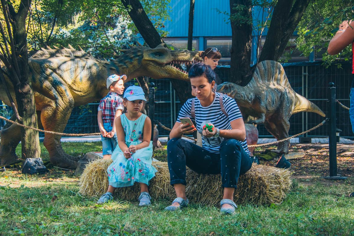 Посмотрели - пора отдохнуть ;)