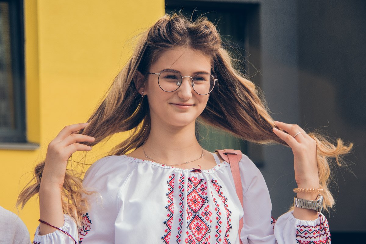 Большинство детей пришли на линейку в вышиванках Большинство детей пришли на линейку в вышиванках