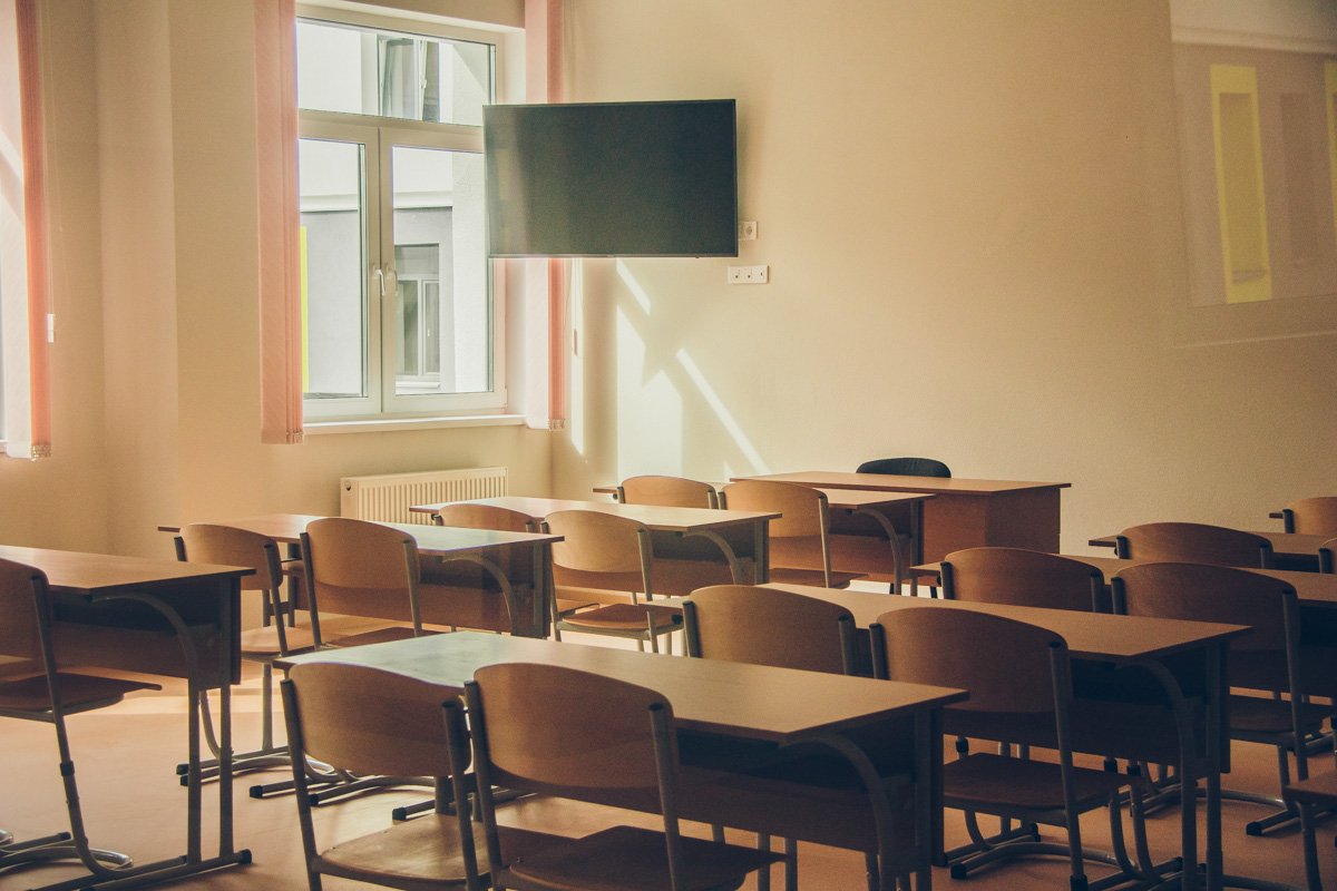 По словам мэра, в школе установлено современное энергосберегающее автономное оборудование