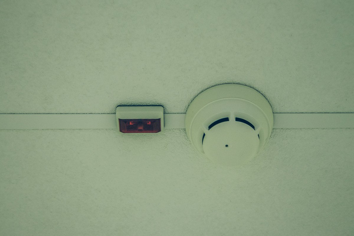 Работает система пожарной безопасности 