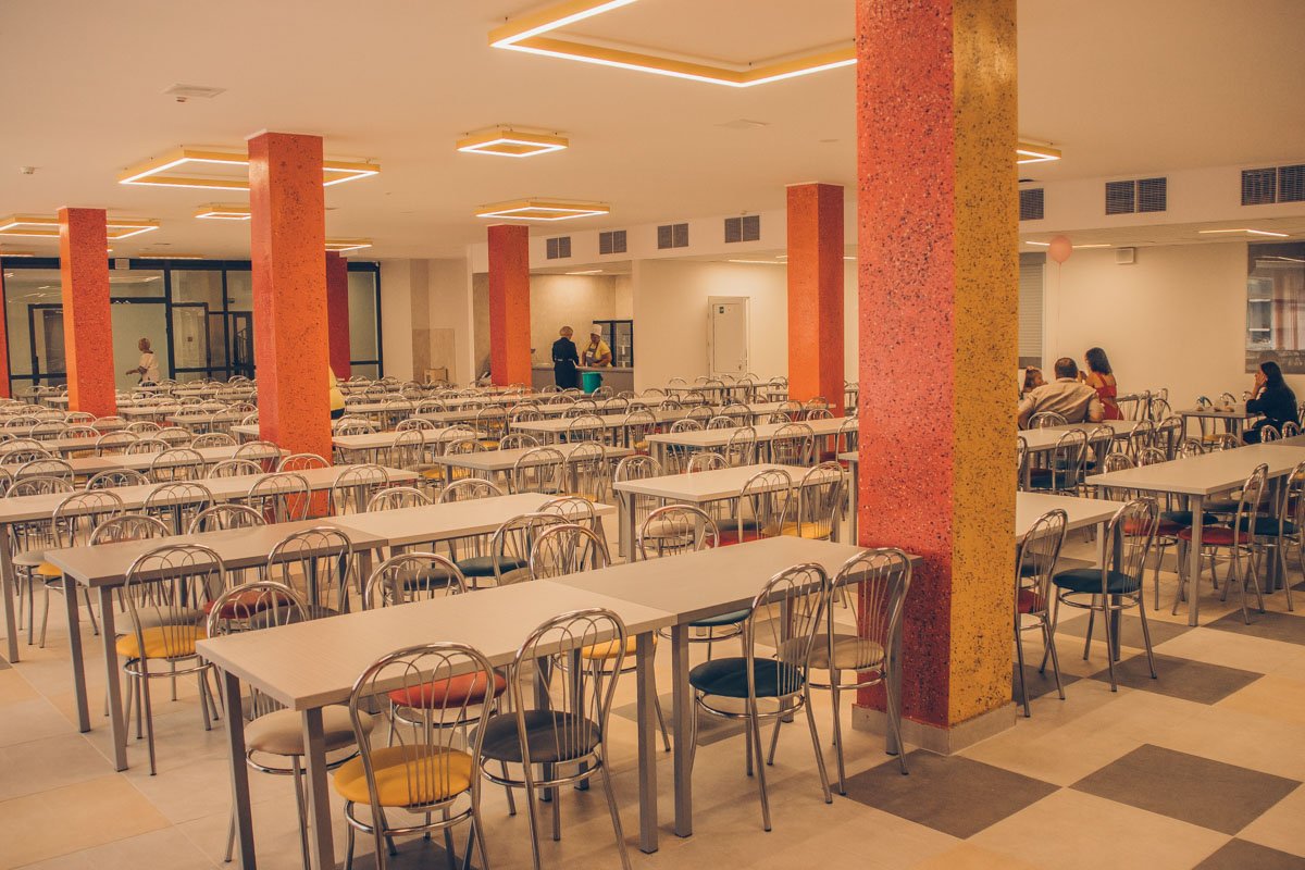 Вот так выглядит столовая