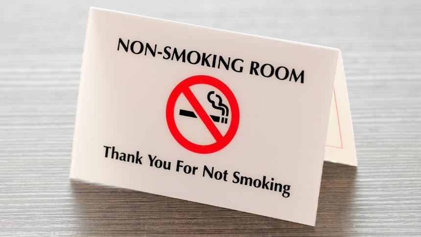 В Турции запретят курить в номерах отелей, хостелов и других местах временного проживания