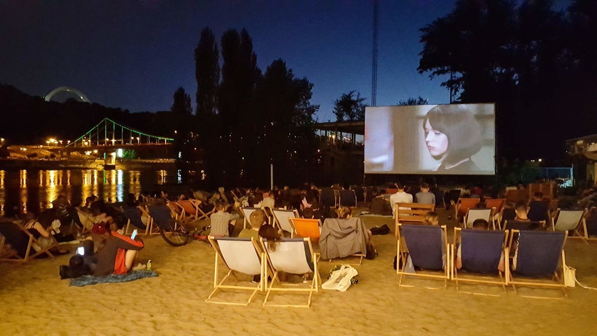 В сентябре на ЮБК стартует новый сезон просмотра фильмов под открытым небом