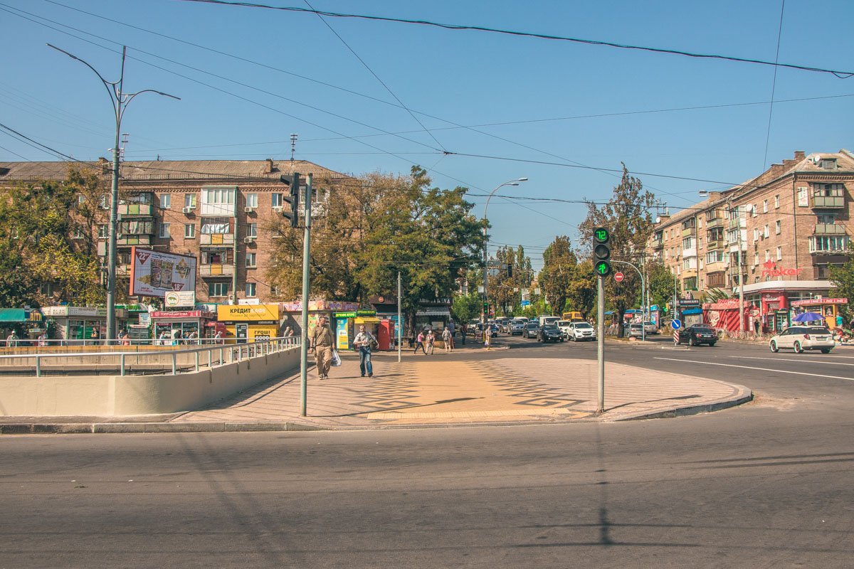 Уже прошел ремонт мостового полотна с заменой гидроизоляции и устройством двухслойного асфальтобетонного покрытия на проезжей части и тротуарах