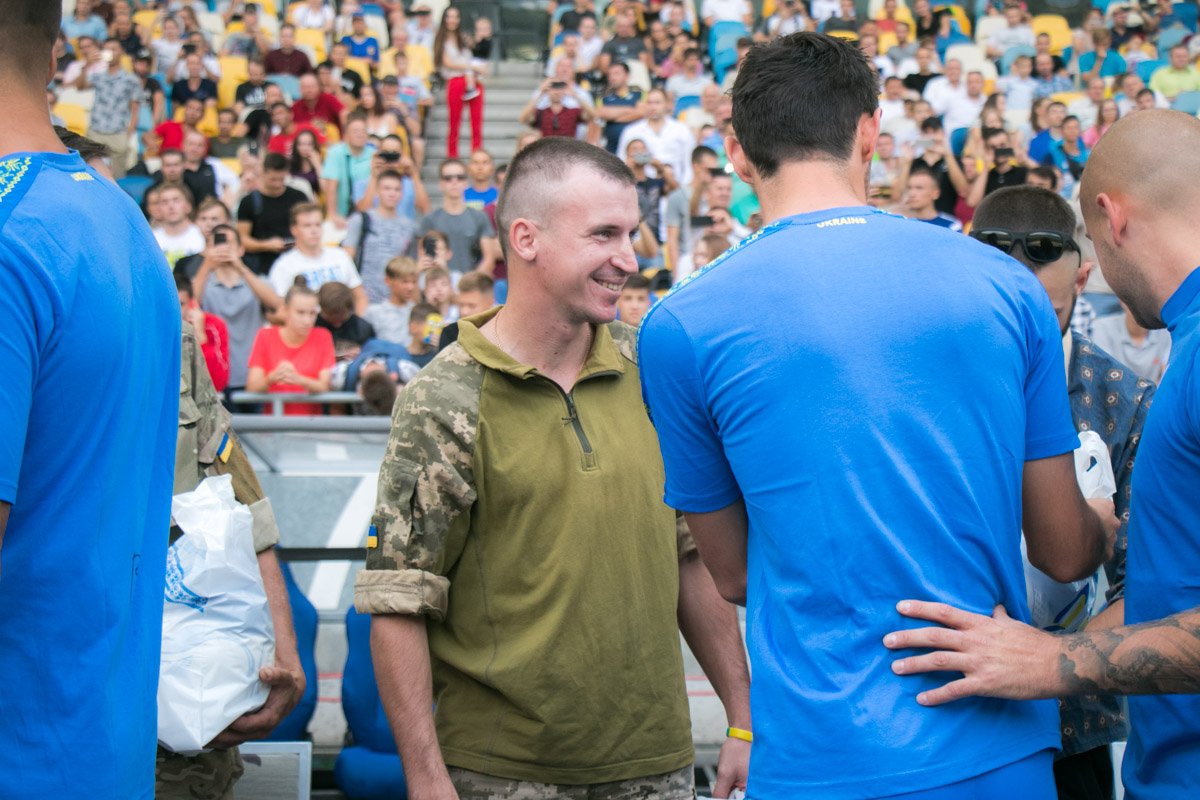 Игроки сборной поблагодарили воинов за их подвиг Игроки сборной поблагодарили воинов за их подвиг