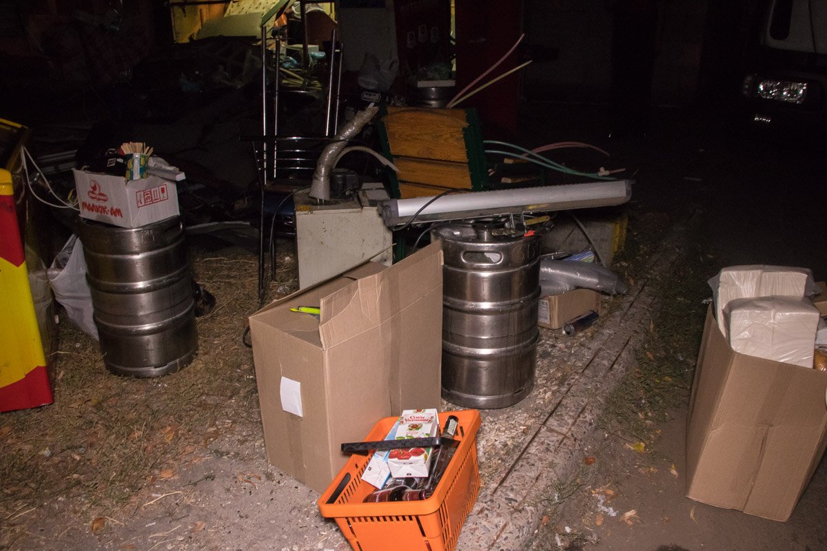 Владелец МАФа отрицал, что в его заведении торговали нелегальной продукцией Владелец МАФа отрицал, что в его заведении торговали нелегальной продукцией