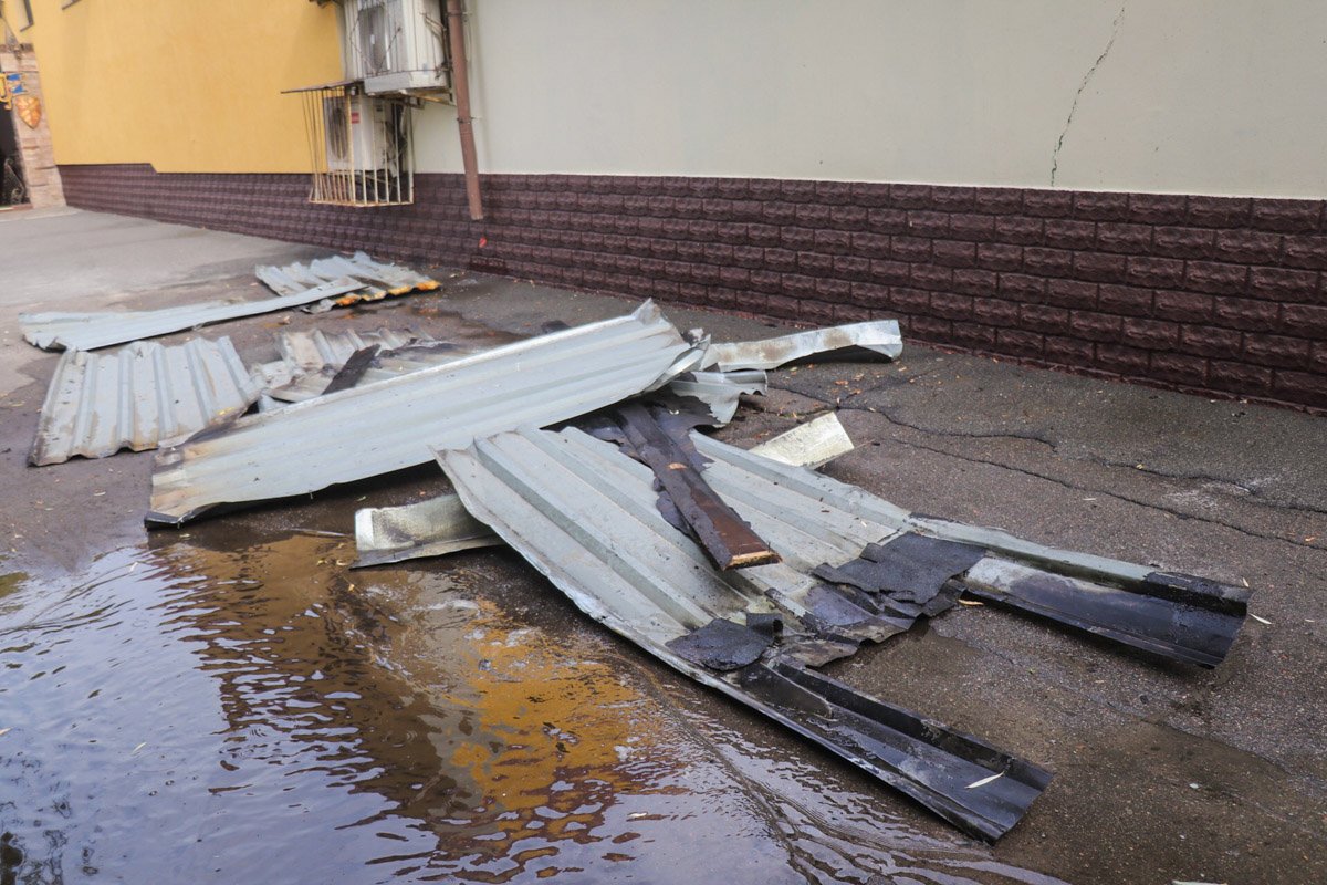 Площадь составила 350 квадратных метров