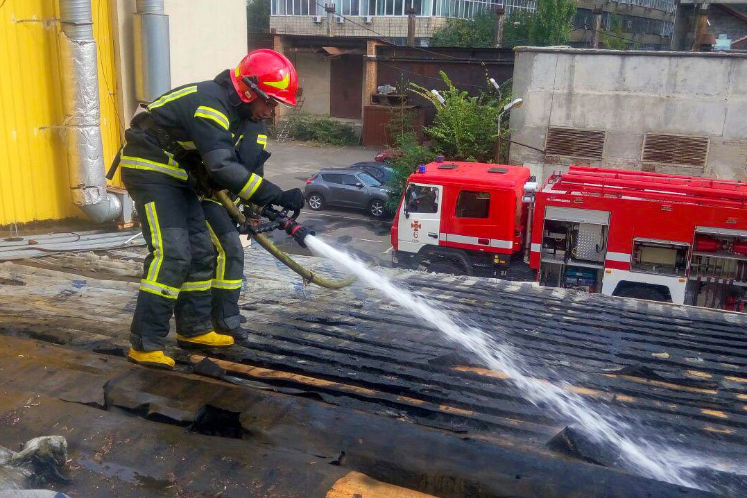 Причину пожара установит следствие