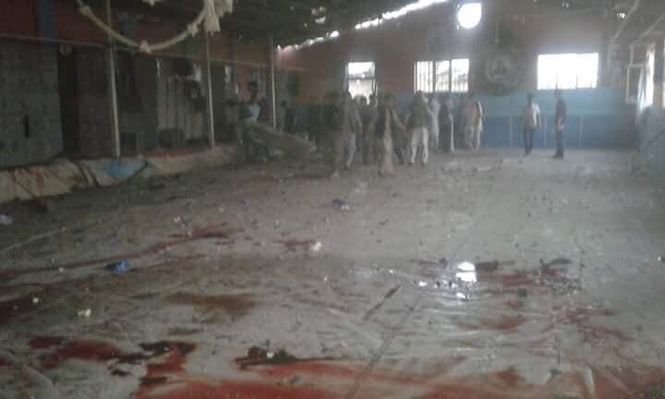 В результате серии взрывов погибли по меньшей мере 20 человек В результате серии взрывов погибли по меньшей мере 20 человек