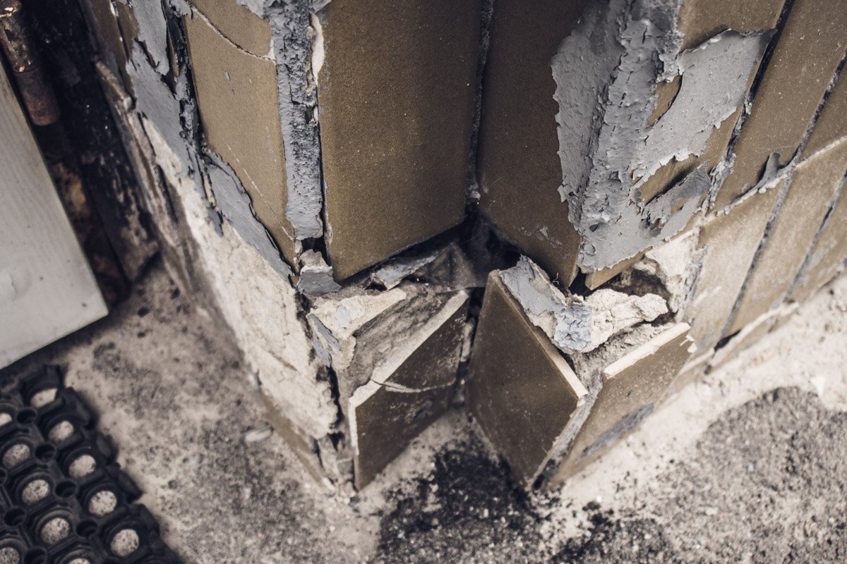 Стены "кричат" о ремонте Стены "кричат" о ремонте