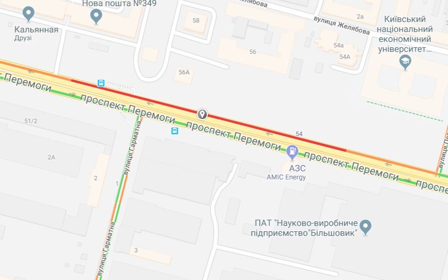 Авария на водопроводе спровоцировала пробку на проспекте Победы Авария на водопроводе спровоцировала пробку на проспекте Победы