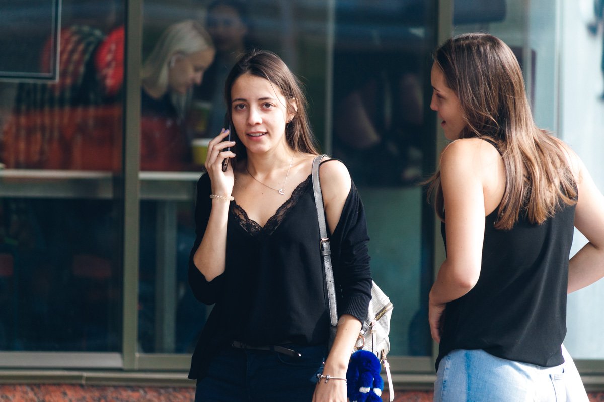 Не каждый готов на фото спереди, а вот ракурс сзади - лучшее решение для удачного фото. Не каждый готов на фото спереди, а вот ракурс сзади - лучшее решение для удачного фото.