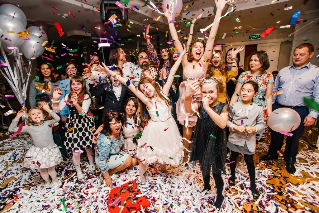 Праздник должен быть каждый день Праздник должен быть каждый день