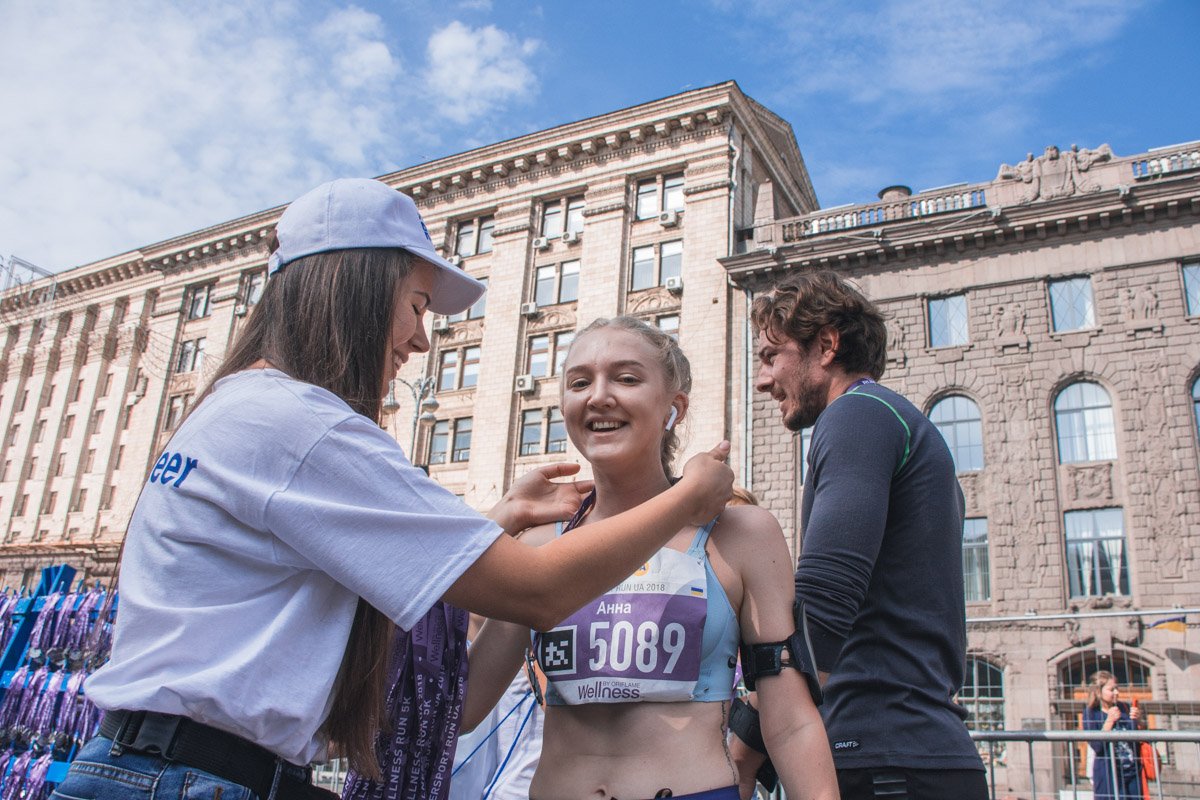 Старт и финиш соревнований расположены на Крещатике Старт и финиш соревнований расположены на Крещатике