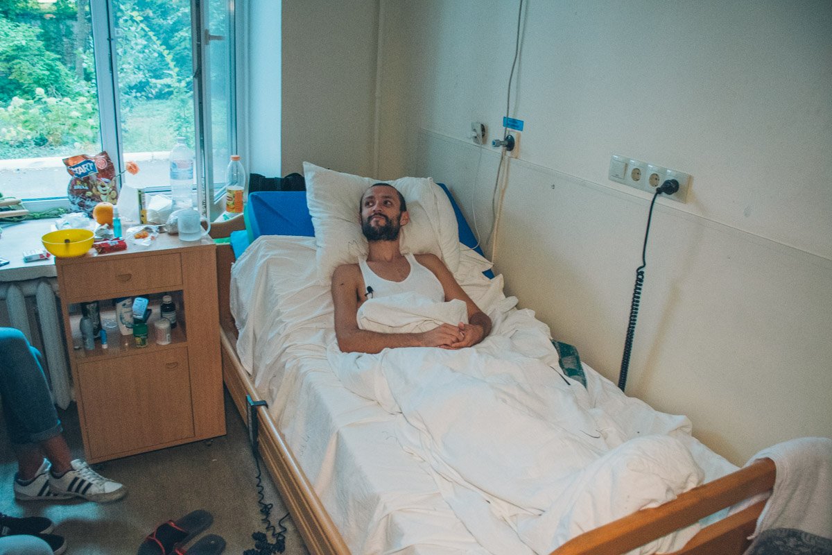 Недавно Киев всколыхнуло резонансное происшествие - толпа подростков на Крещатике напала на гея за его сексуальную ориентацию