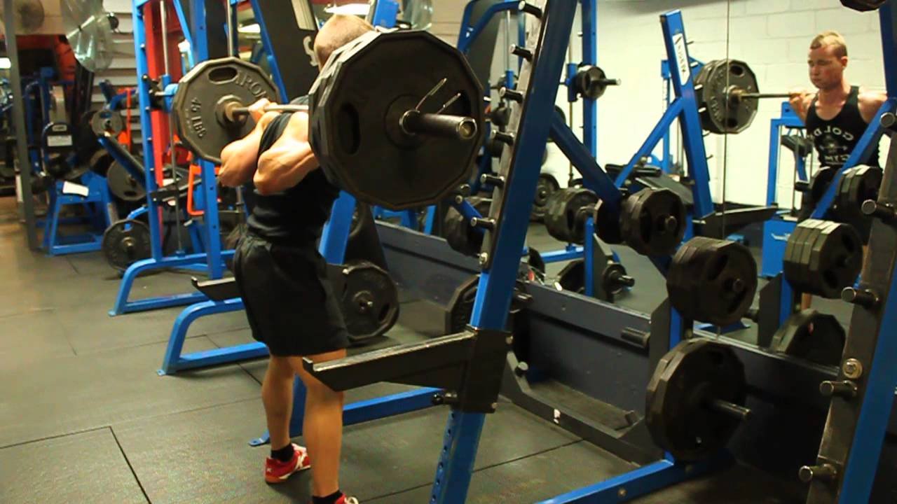 STEEL GYM - это спортивный клуб, который подойдет больше для мужчин