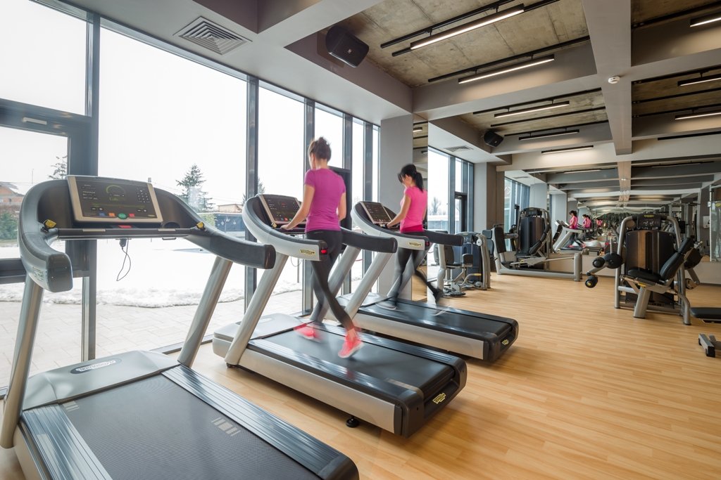 Фитнес-клуб премиум класса Skyfitness на крыше ТРЦ «Гулливер»