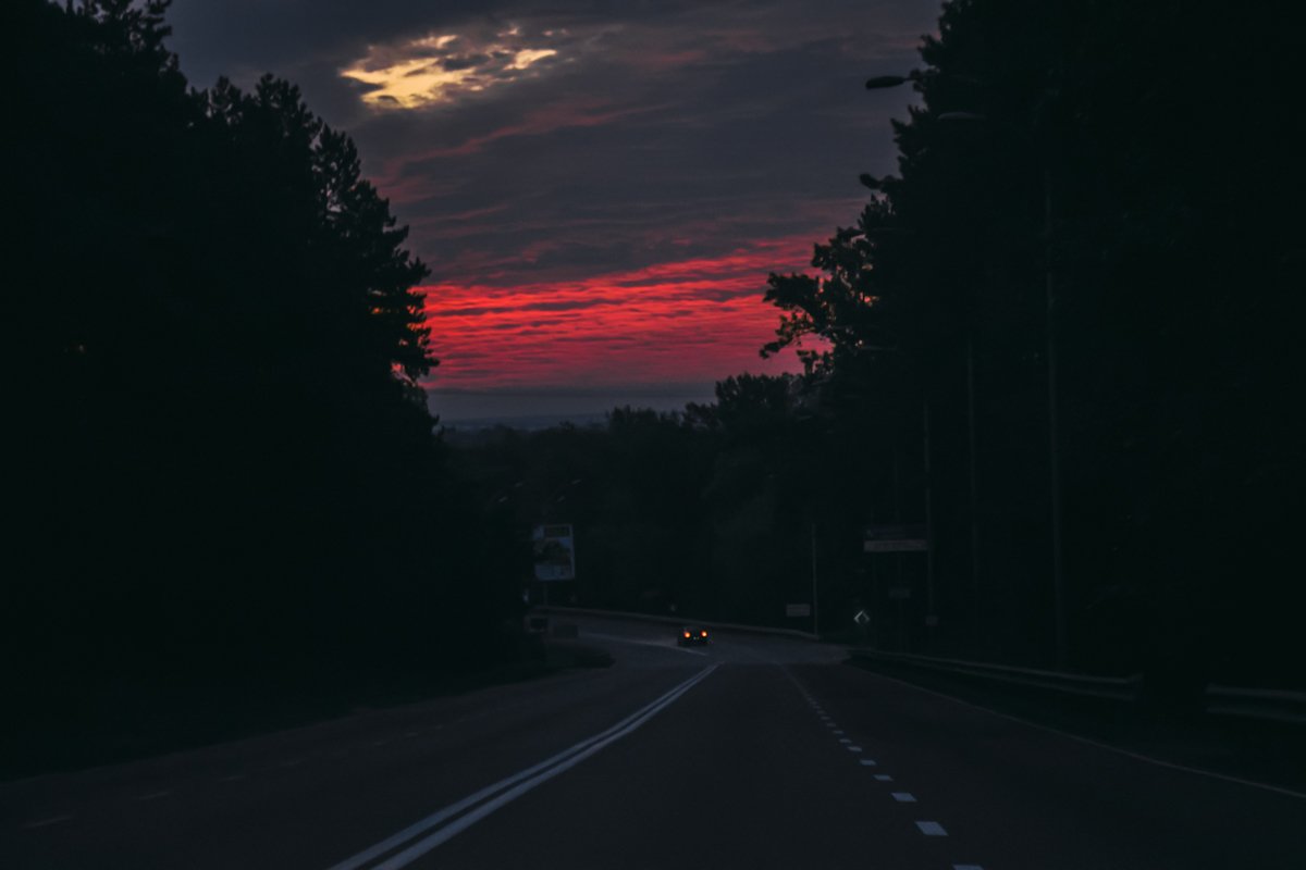 Навстречу восходящему солнцу Навстречу восходящему солнцу