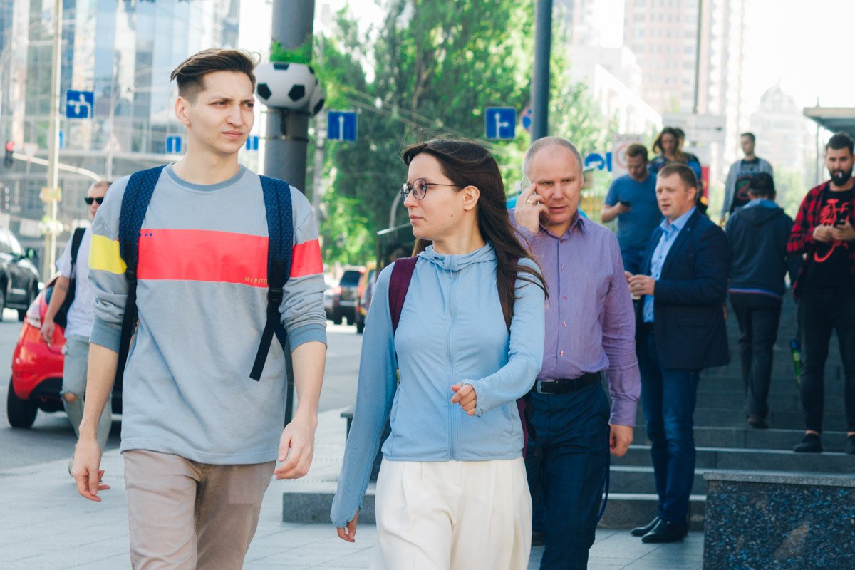 Любовь - это когда вы одеваетесь в одной цветовой гамме Любовь - это когда вы одеваетесь в одной цветовой гамме