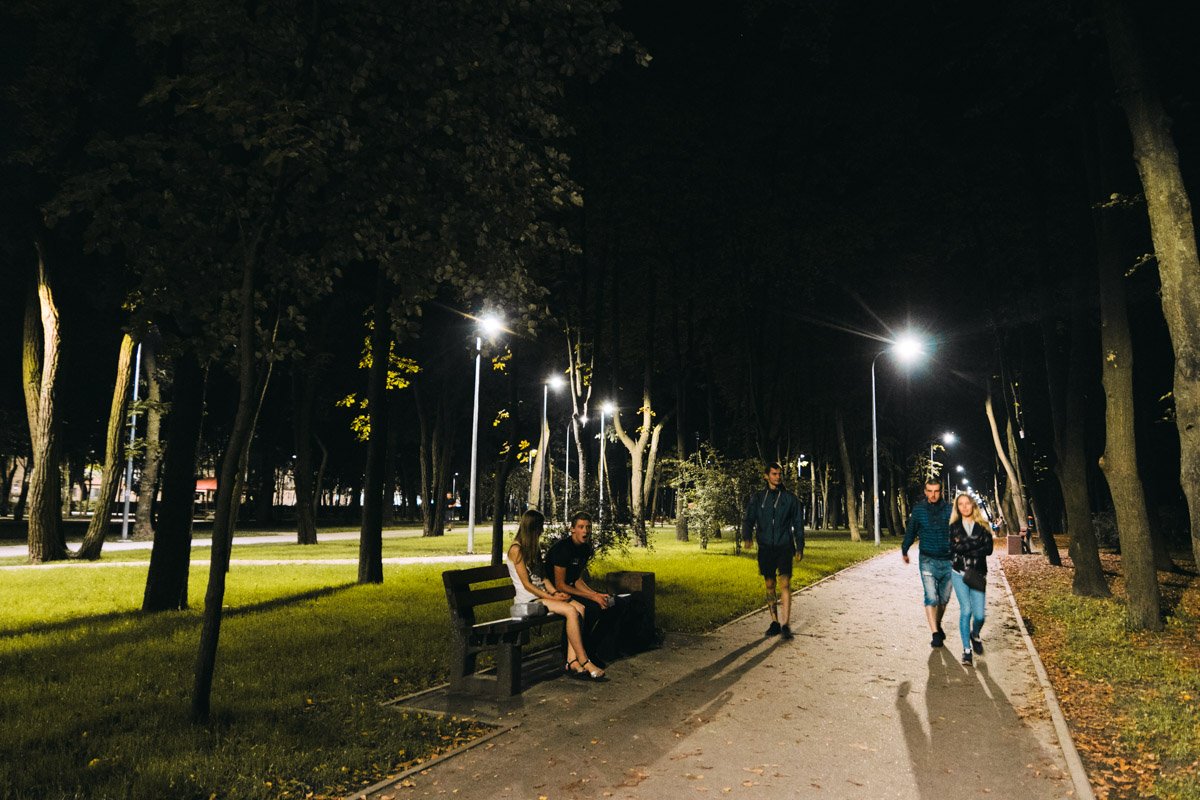 Парк довольно популярное место отдыха и прогулок местных жителей