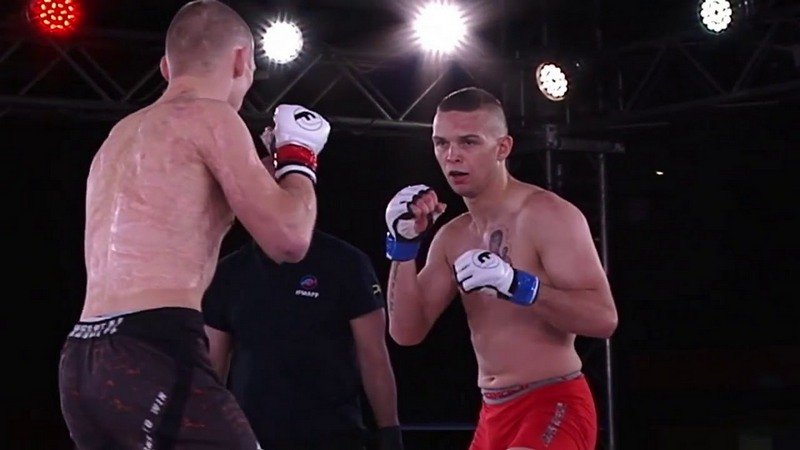 Алексей Федонов, в рамках турнира WFL победил соперника из Китая Алексей Федонов, в рамках турнира WFL победил соперника из Китая