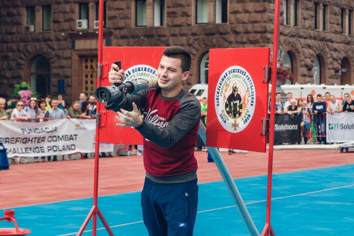 А теперь прицелиться