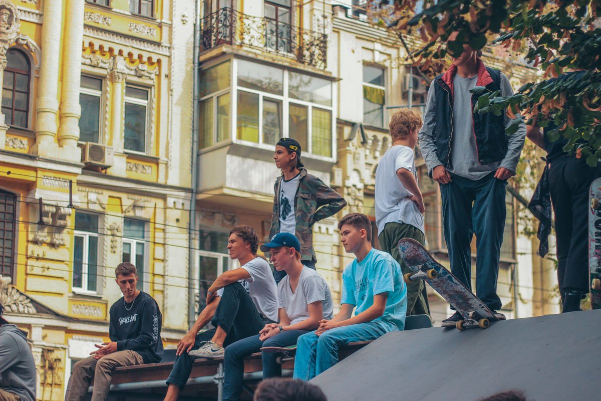 Зрелищные контесты в скейт парке устроили скейтеры и райдеры BMX