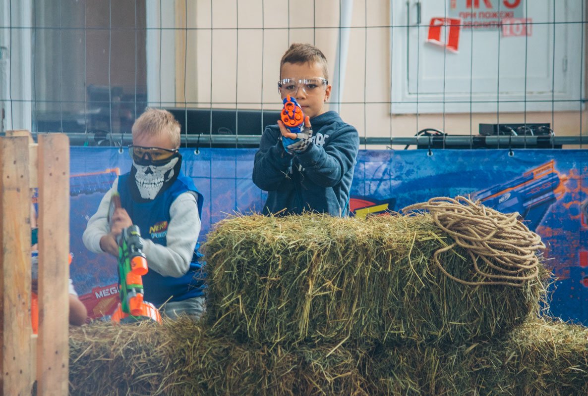 Захотелось вернутся в детство и поиграть в войнушки Захотелось вернутся в детство и поиграть в войнушки