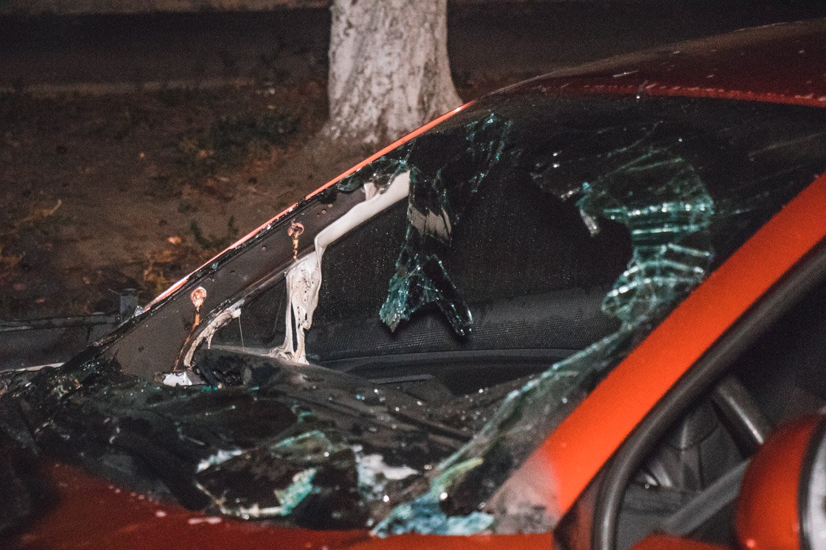 Вызов на линию 101 поступил около 00:35 Вызов на линию 101 поступил около 00:35