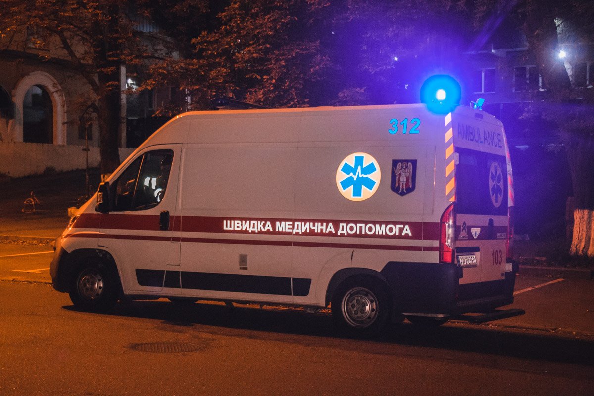 На месте работали пожарные, а также дежурили медики и патрульные. На месте работали пожарные, а также дежурили медики и патрульные.