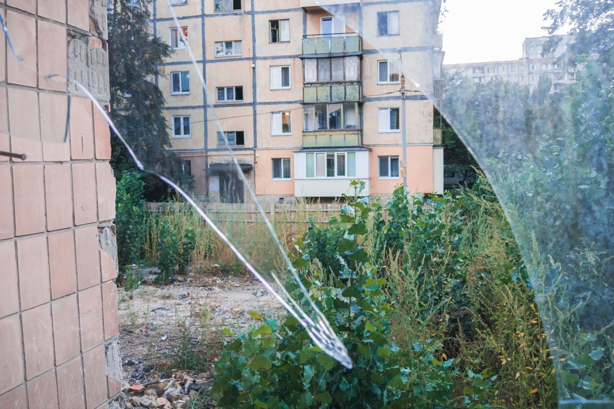 Сейчас у здания 1 этаж Сейчас у здания 1 этаж