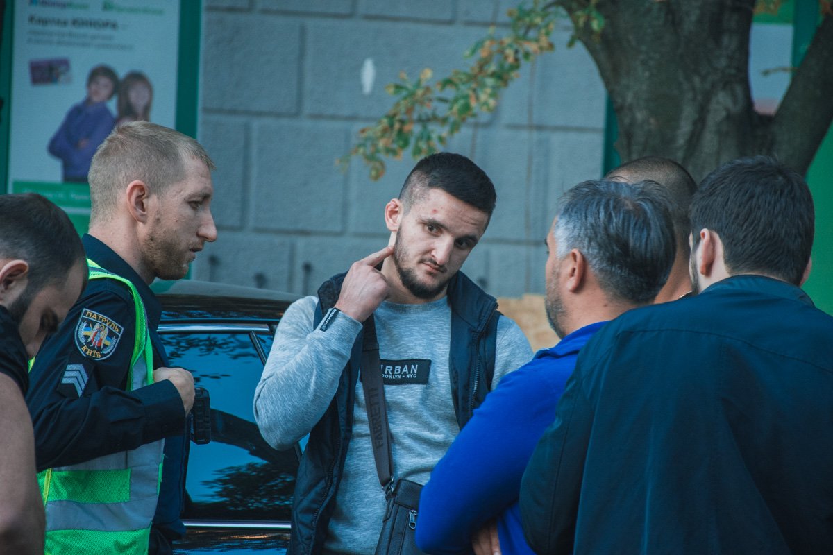 На данный момент правоохранители выясняют все детали произошедшего