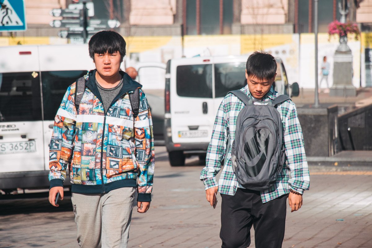 Эх, все деньги закончились, приходится ходить пешком...