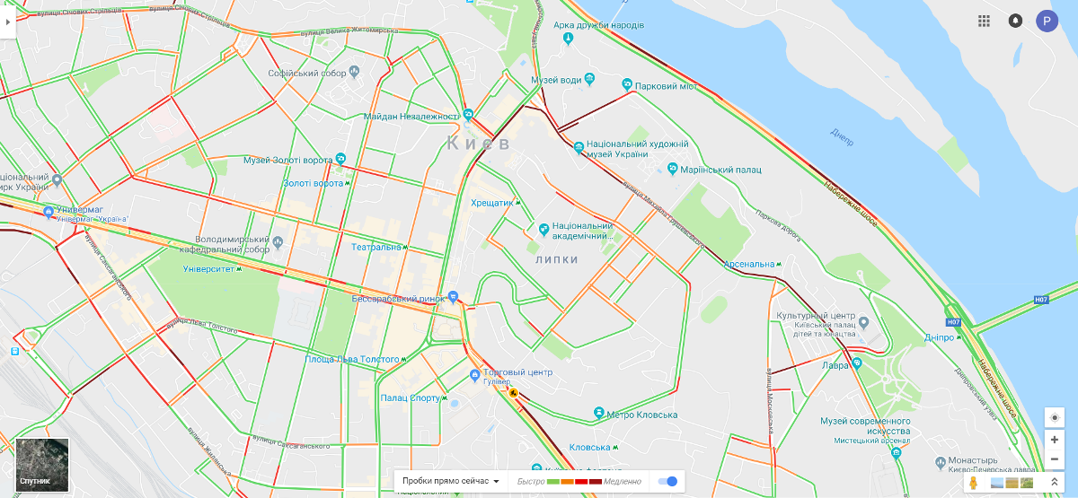 В связи с митингом под Кабинетом Министров Украины в Киеве образовались пробки