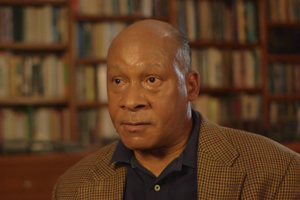 Тэд Мамфорд - сценарист и продюсер сериала про милашного инопланетянина Альфа Тэд Мамфорд - сценарист и продюсер сериала про милашного инопланетянина Альфа