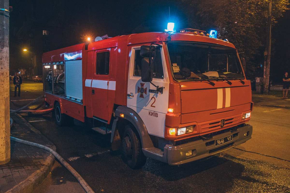 На ликвидацию возгорания у пожарных ушло около часа