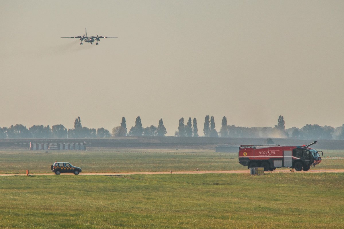 Посадка "аварийного" судна на пенную подушку Посадка "аварийного" судна на пенную подушку
