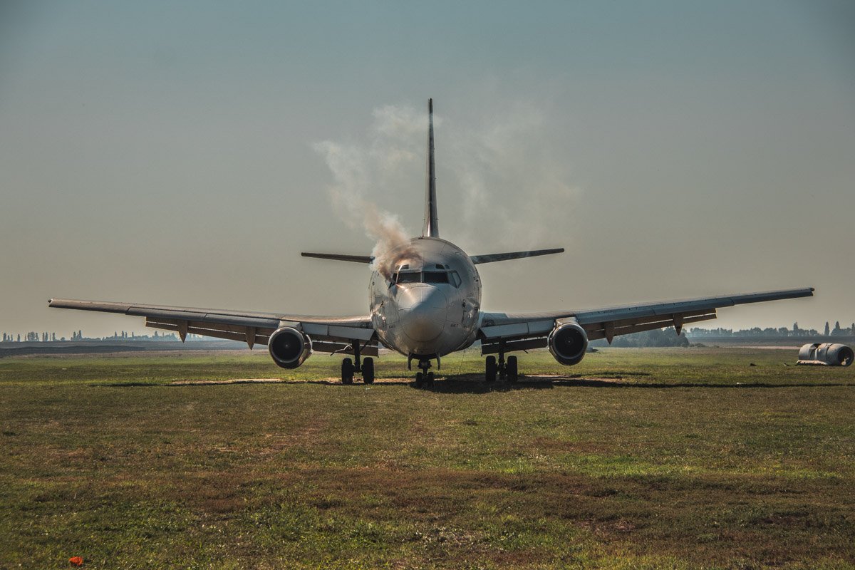 Пожар в самолете - это плохо Пожар в самолете - это плохо