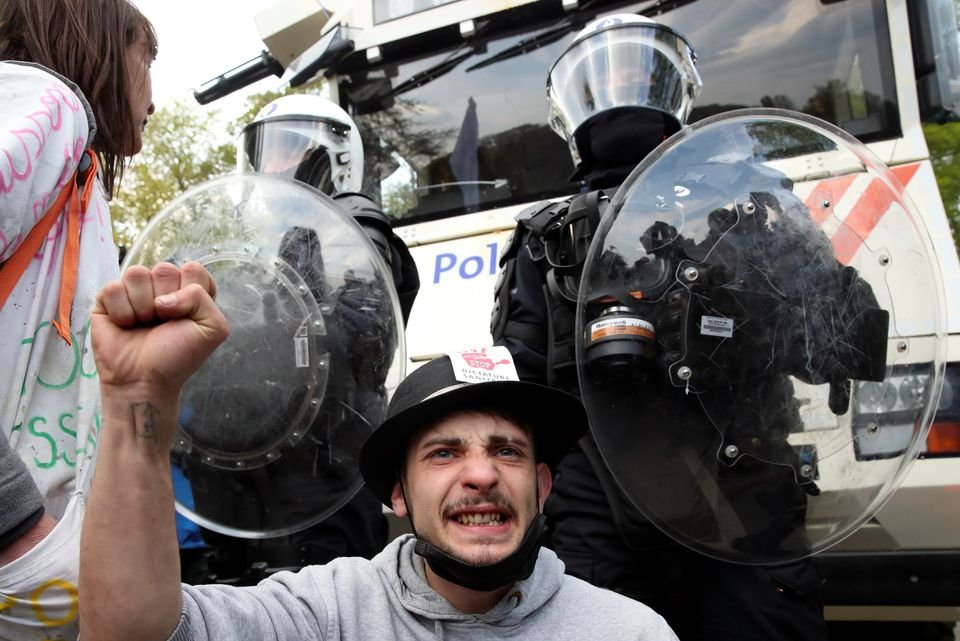 У Брюсселі водометами розігнали протестувальників проти локдауну 1