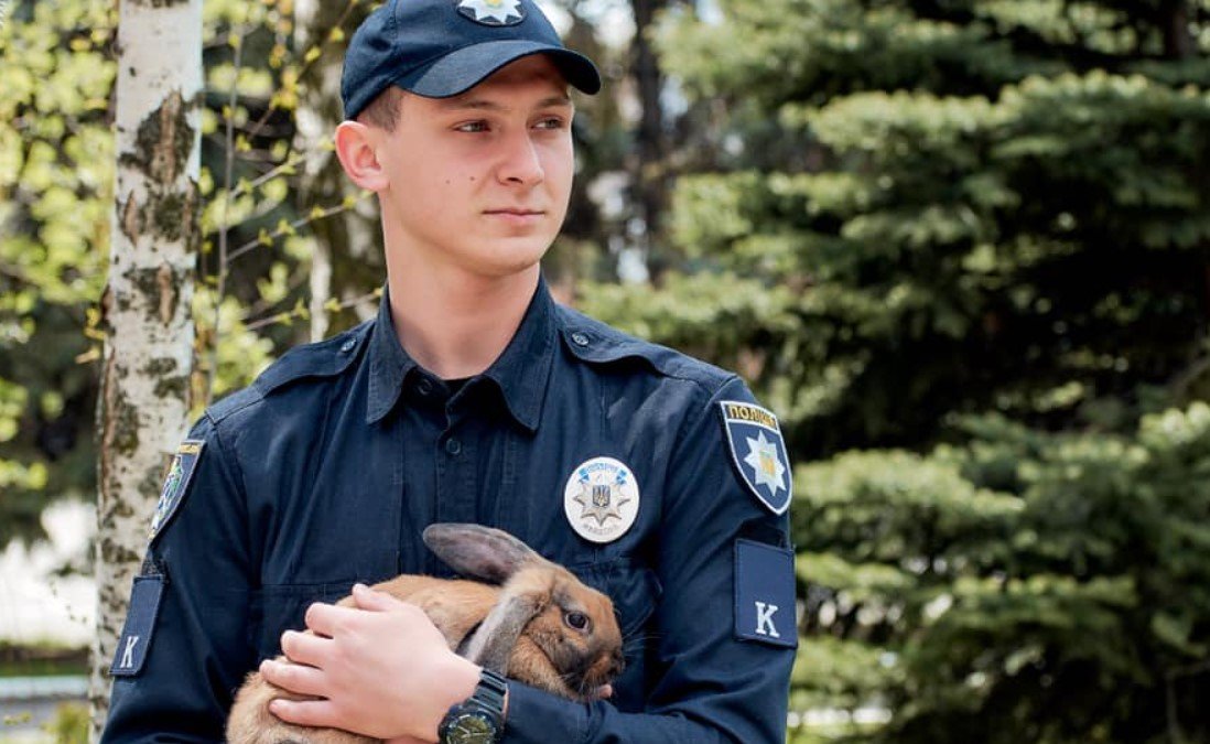 В университете МВД в Днепре появился пушистый курсант Топотун 1