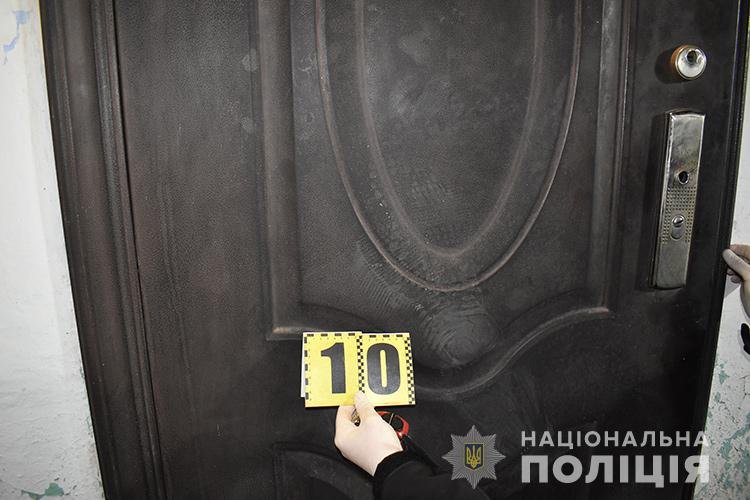 В Тернопольской области военный смертельно ранил одного из шести нападавших на его дом 4