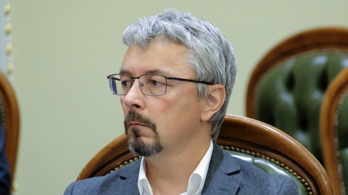 Досрочные выборы или попытки вернуть популярность: как Зеленский будет поднимать свой рейтинг 4