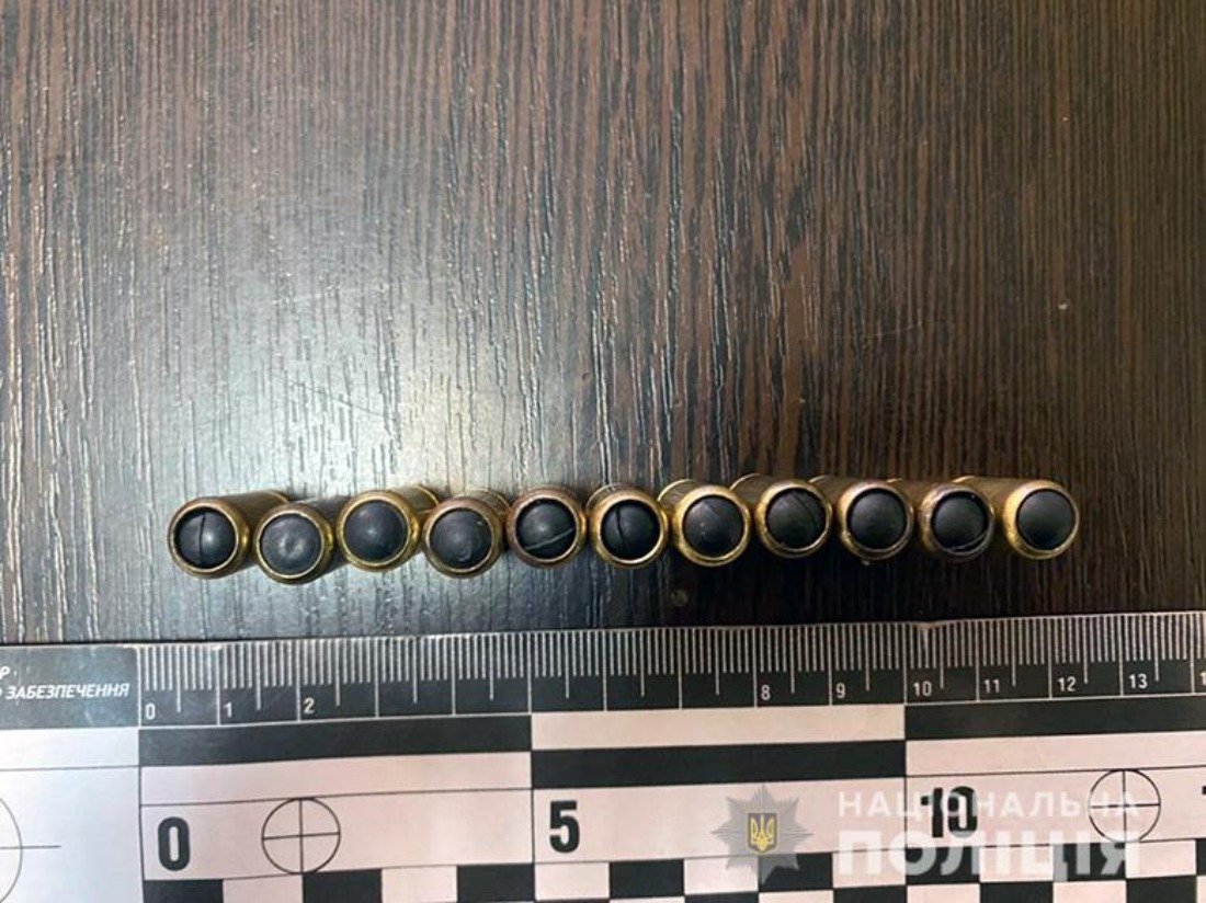 В Киеве во время конфликта мужчина несколько раз выстрелил в оппонента 2